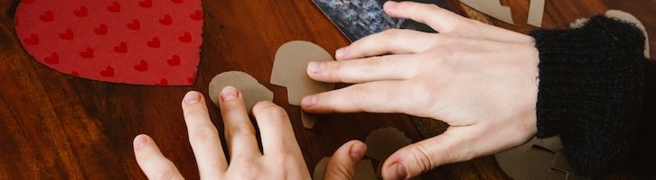 Séparation et logement familial : la Cour constitutionnelle rétablit l'égalité entre les couples mariés et les cohabitants légaux