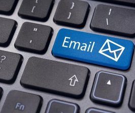 Des mails au travail ? Oui mais attention…