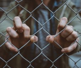 La prison nous appauvrit tous !