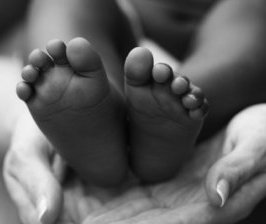 Comment adopter un enfant belge en Belgique ? Pour protéger l'enfant, la Justice a aussi son mot à dire