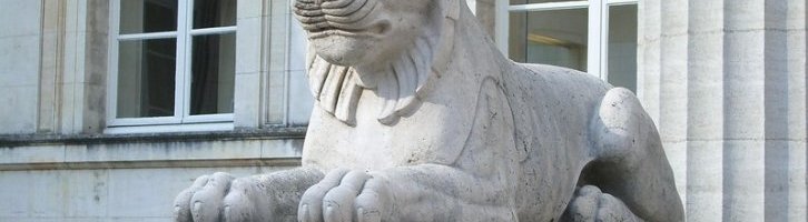 Un suspect, prévenu ou accusé, a le droit de comprendre son jugement !